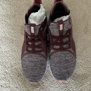 Puma Sneakers